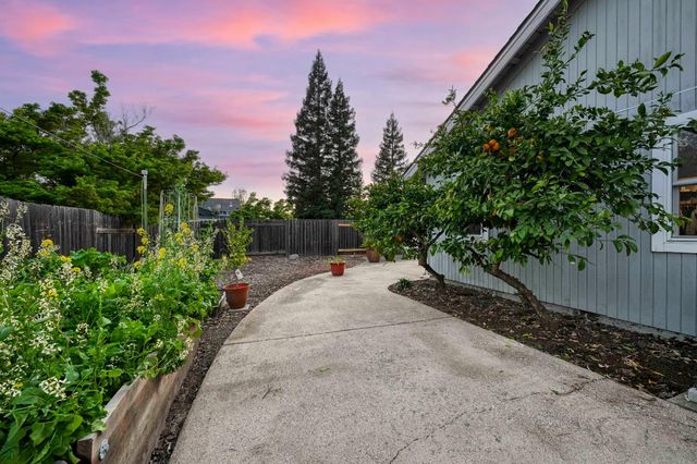 3403 Rockford Ct, Rocklin, CA 95765