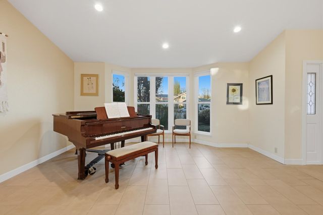 3403 Rockford Ct, Rocklin, CA 95765