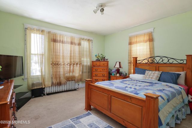 92 Chestnut Street, East Orange, NJ 07018