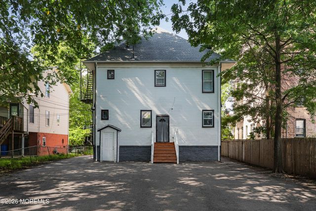 92 Chestnut Street, East Orange, NJ 07018