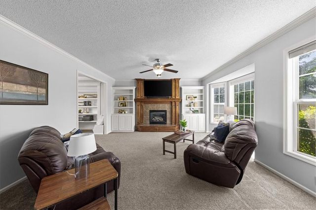 362 S Stonecrest Road, Olathe, KS 66061