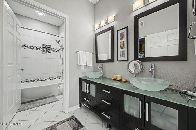 3236 E Chandler Boulevard 2055, Phoenix, AZ 85048