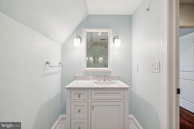 13 OVERLEA WAY, Erdenheim, PA 19038