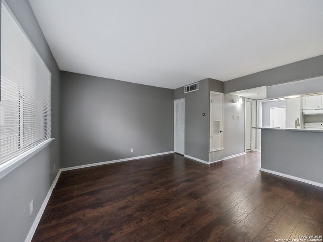 1045 Shook Ave Apt 134, San Antonio, TX 78212