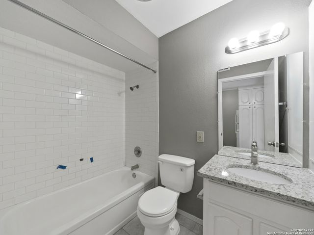 1045 Shook Ave Apt 134, San Antonio, TX 78212