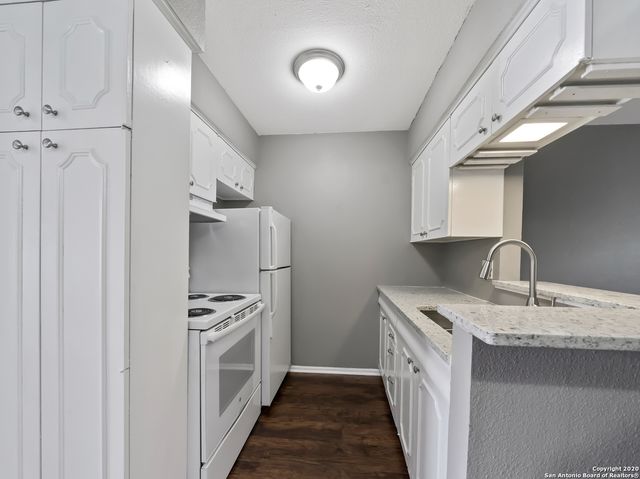 1045 Shook Ave Apt 134, San Antonio, TX 78212