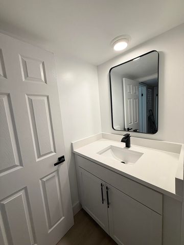 205 Charter Way, West Palm Beach, FL 33407