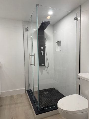 205 Charter Way, West Palm Beach, FL 33407