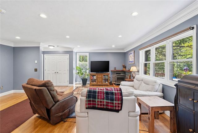 193 Lake Washington Drive, Glocester, RI 02814