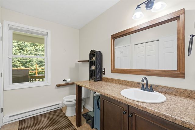 193 Lake Washington Drive, Glocester, RI 02814