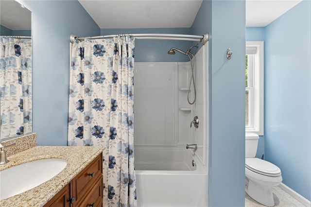 193 Lake Washington Drive, Glocester, RI 02814