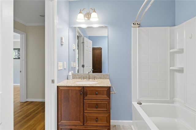 193 Lake Washington Drive, Glocester, RI 02814