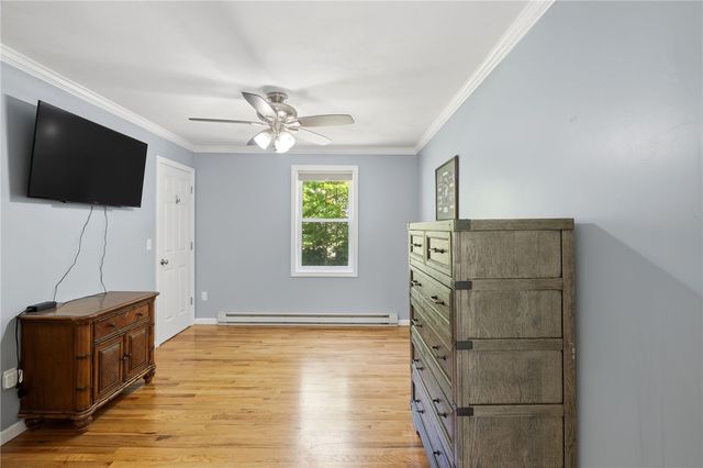 193 Lake Washington Drive, Glocester, RI 02814