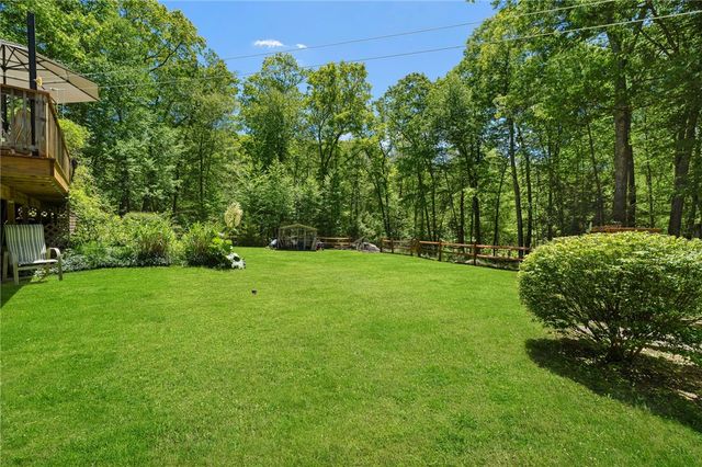 193 Lake Washington Drive, Glocester, RI 02814