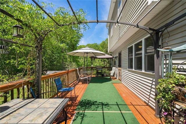 193 Lake Washington Drive, Glocester, RI 02814