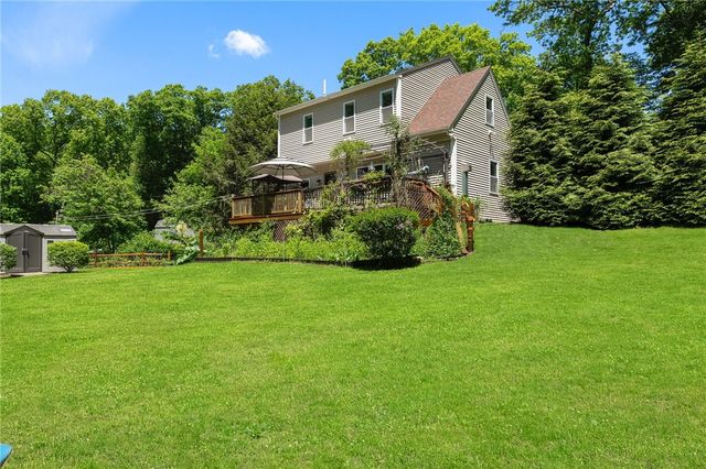 193 Lake Washington Drive, Glocester, RI 02814