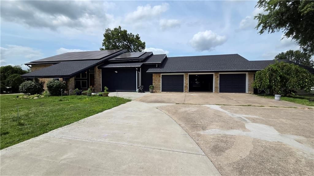 23600 E 88th Street, Lee's Summit, MO 64064