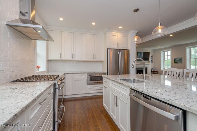 9 Allen Avenue, Oceanport, NJ 07757