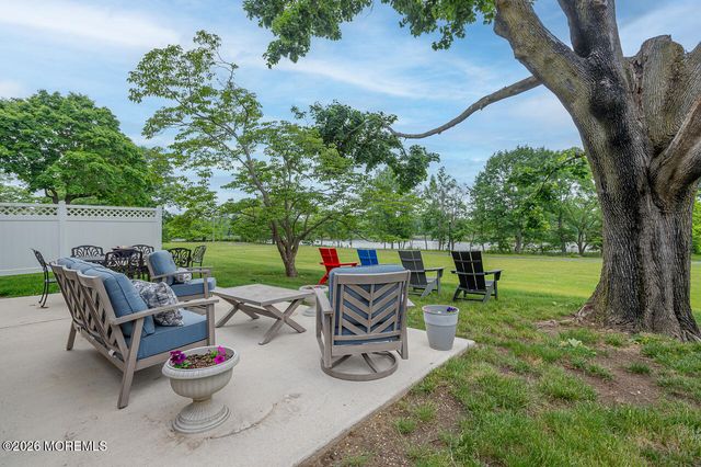 9 Allen Avenue, Oceanport, NJ 07757