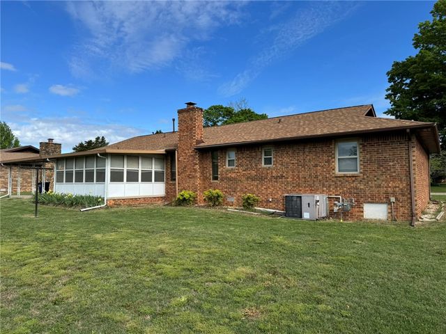 1913 Mimosa, Mountain Home, AR 72653