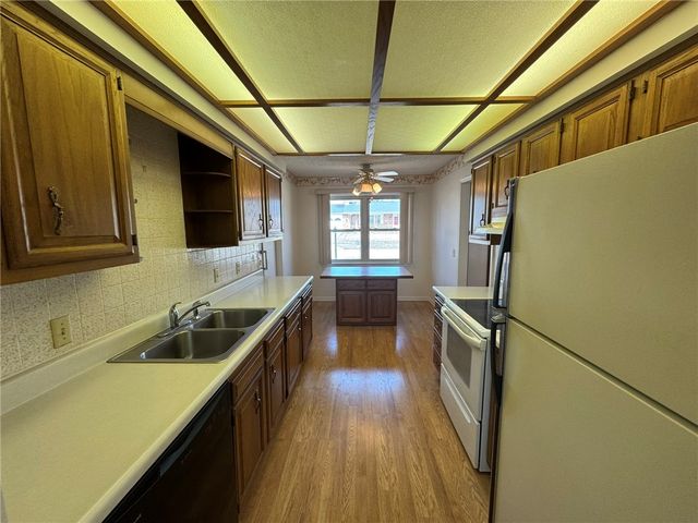 1913 Mimosa, Mountain Home, AR 72653