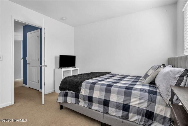 1301 Deer Hill Drive, Wilmington, NC 28409