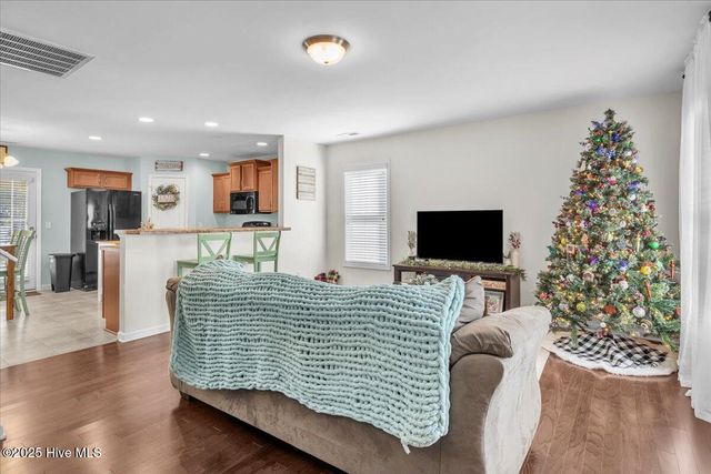 1301 Deer Hill Drive, Wilmington, NC 28409