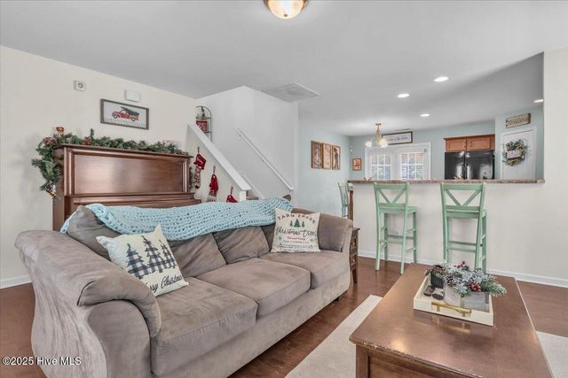 1301 Deer Hill Drive, Wilmington, NC 28409