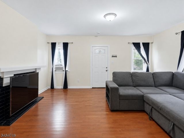 239 S 19Th St, Newark City, NJ 07103