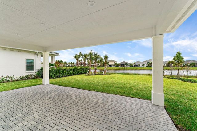 12573 Nautilus Circle, Palm Beach Gardens, FL 33412