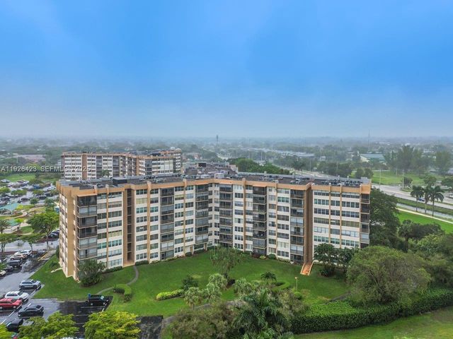 1100 Saint Charles Pl 310, Pembroke Pines, FL 33026