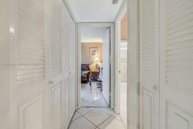 1100 Saint Charles Pl 310, Pembroke Pines, FL 33026