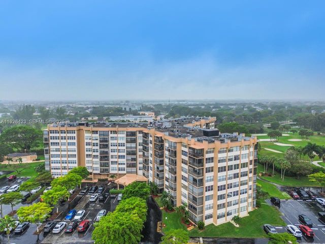 1100 Saint Charles Pl 310, Pembroke Pines, FL 33026