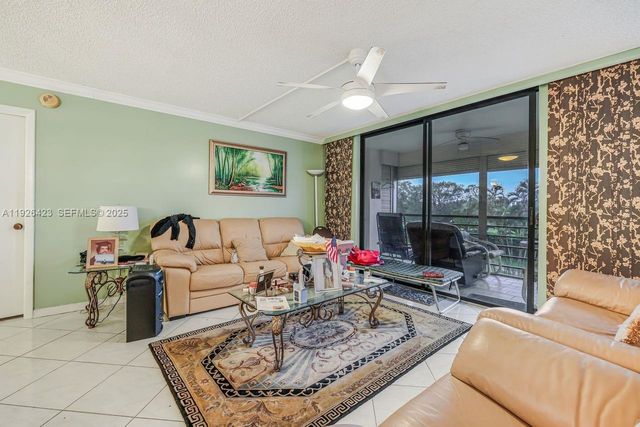1100 Saint Charles Pl 310, Pembroke Pines, FL 33026