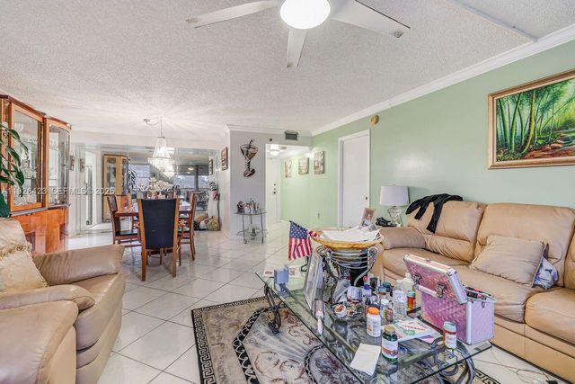 1100 Saint Charles Pl 310, Pembroke Pines, FL 33026