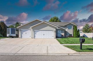 3104 SE 15th St. SE, Minot, ND 58701