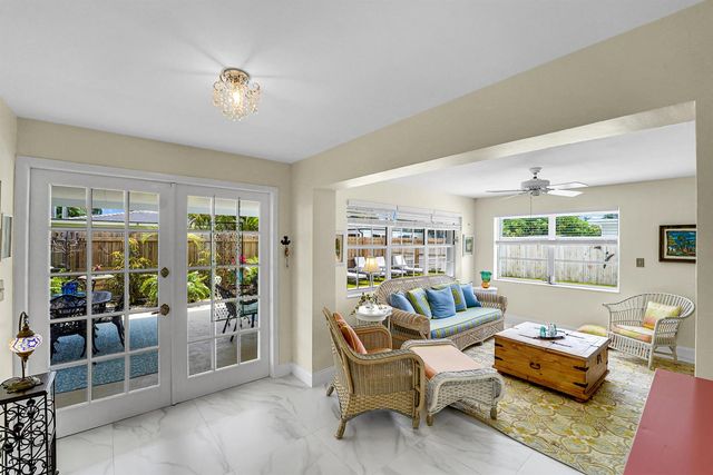 707 N 32nd Avenue, Hollywood, FL 33021