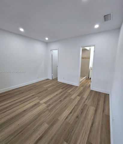 2424 SE 17th Causeway 110B, Fort Lauderdale, FL 33316