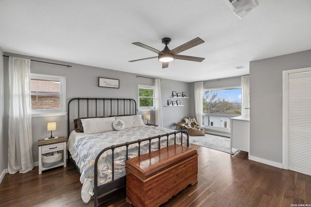 677 Floral, New Braunfels, TX 78130