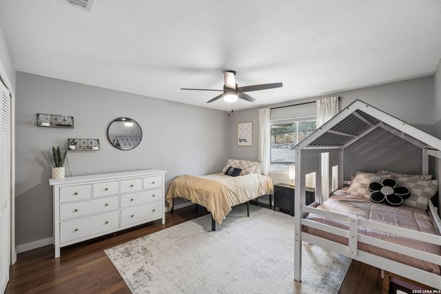 677 Floral, New Braunfels, TX 78130