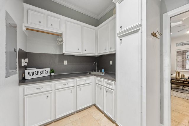 109 Sunset Drive, Friendswood, TX 77546