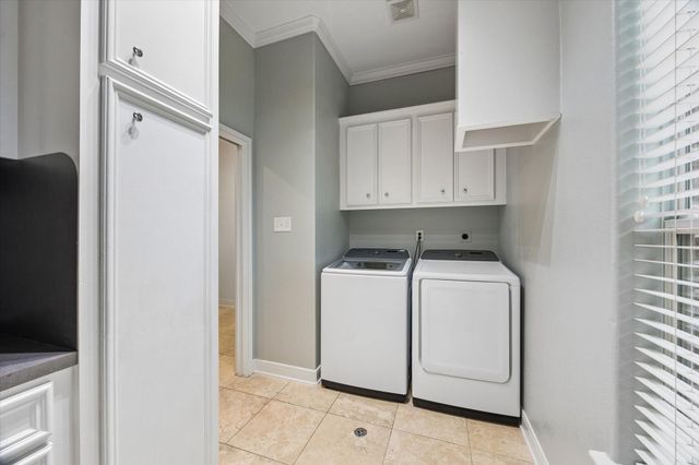 109 Sunset Drive, Friendswood, TX 77546