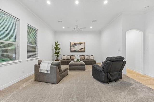 109 Sunset Drive, Friendswood, TX 77546