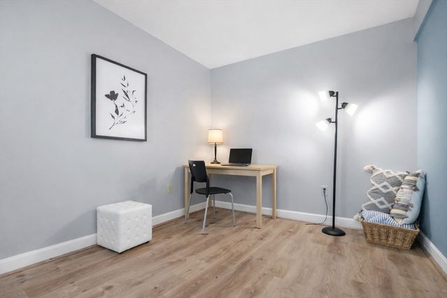 165 Cottage St 410, Chelsea, MA 02150