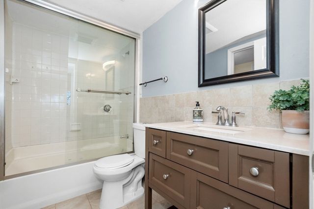 165 Cottage St 410, Chelsea, MA 02150