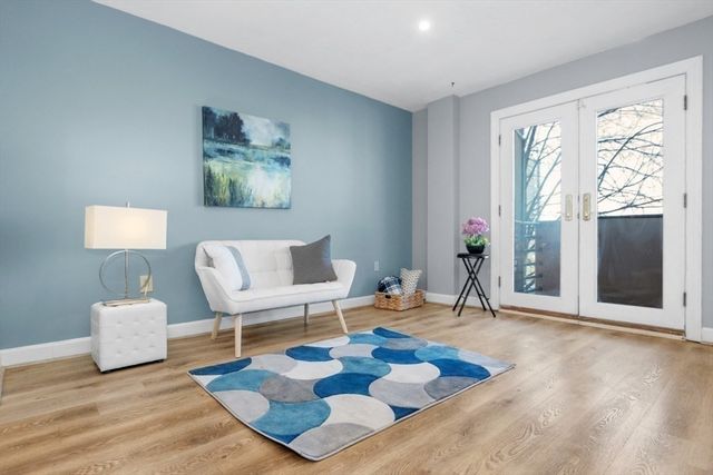 165 Cottage St 410, Chelsea, MA 02150