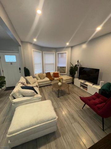 274 Summer Ave, Newark City, NJ 07104