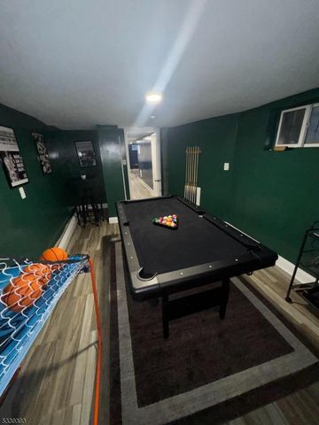 274 Summer Ave, Newark City, NJ 07104