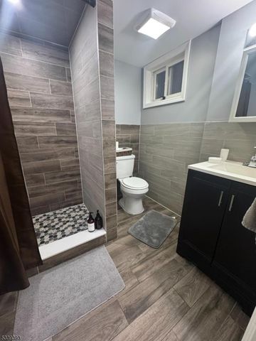 274 Summer Ave, Newark City, NJ 07104