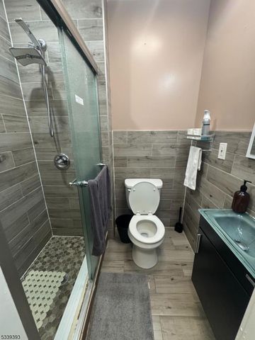 274 Summer Ave, Newark City, NJ 07104